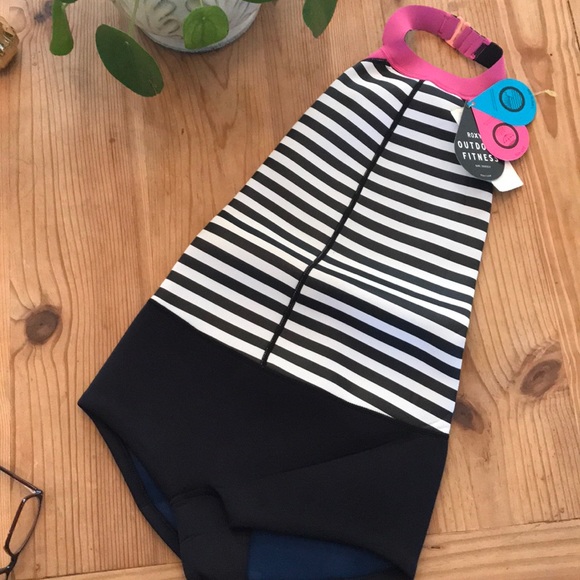 Roxy QuickSilver Hybrid Shortie Wetsuit - Picture 2 of 8